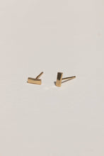 Load image into Gallery viewer, Nyondo Studs