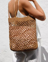Load image into Gallery viewer, Raffia Paper Tote
