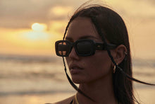 Load image into Gallery viewer, AKL - POLARIZED & GRADIENT - CAMEL