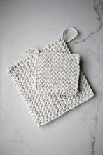 Load image into Gallery viewer, Cotton Crocheted Pot Holder