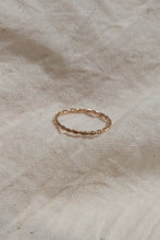 Load image into Gallery viewer, Kuluka Ring