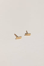 Load image into Gallery viewer, Nyondo Studs