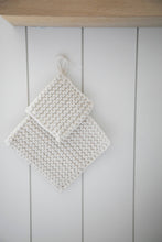 Load image into Gallery viewer, Cotton Crocheted Pot Holder
