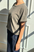 Load image into Gallery viewer, Fille Tee