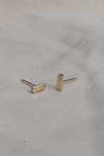 Load image into Gallery viewer, Nyondo Studs