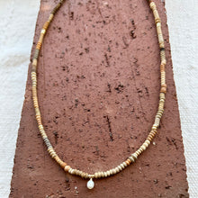 Load image into Gallery viewer, Sandstone necklace
