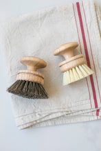 Load image into Gallery viewer, Wooden Dishwashing Brush

