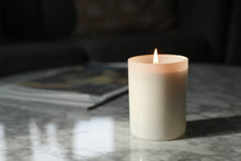Load image into Gallery viewer, Coconut + Vetiver
