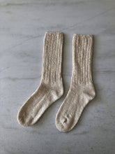 Load image into Gallery viewer, SLUB COTTON HIGH SOCKS
