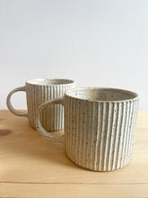 Load image into Gallery viewer, Fluted Mug - Oatmeal
