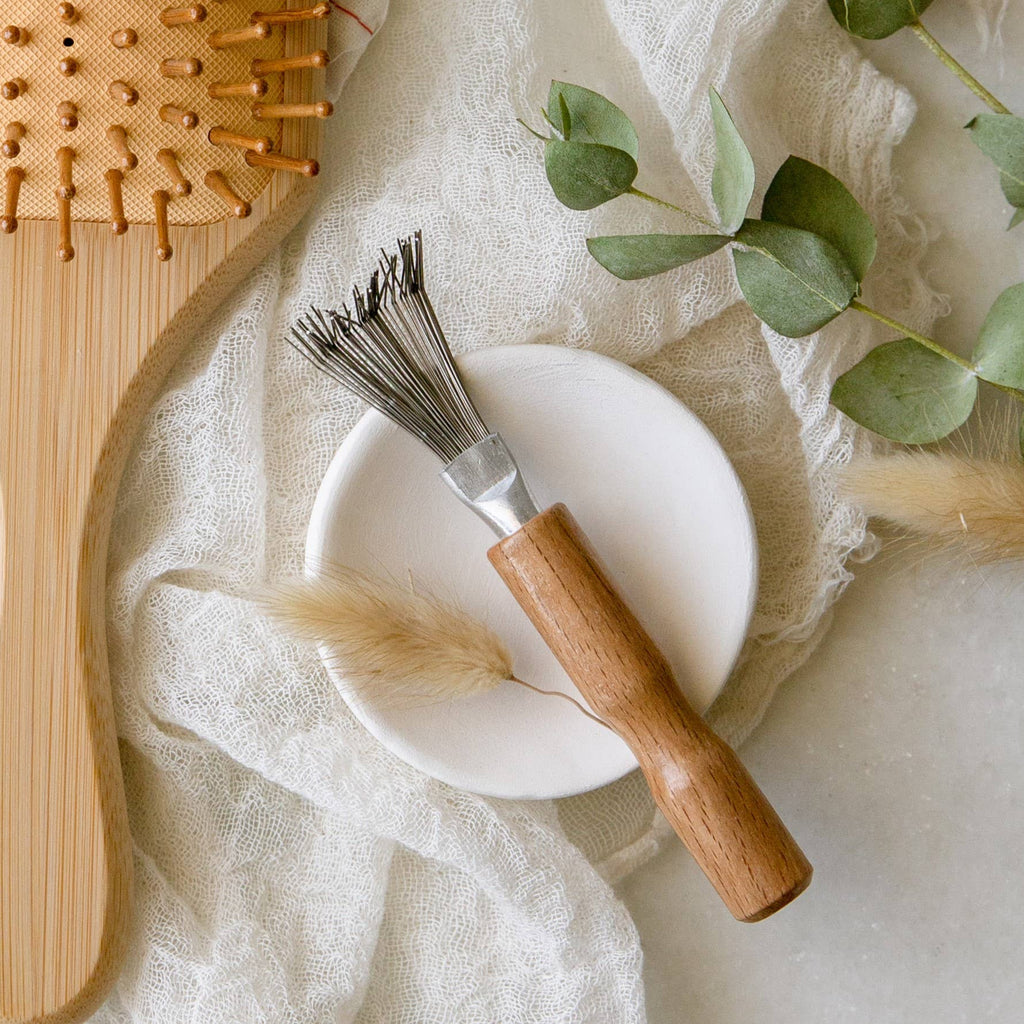 Bamboo Hair Brush With Cleaner