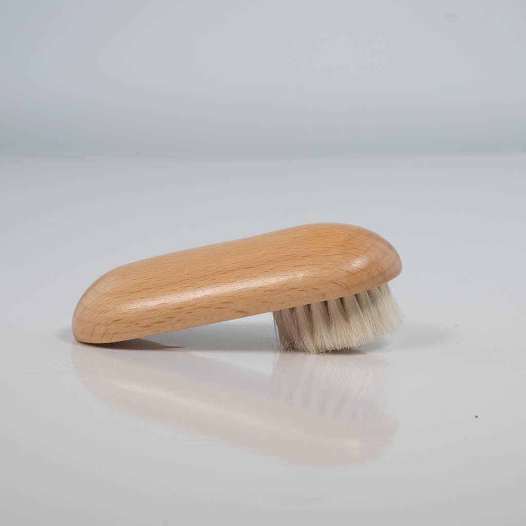 Face dry brush